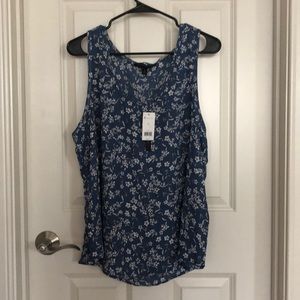 NWT Blue/white floral sleeveless silk tank